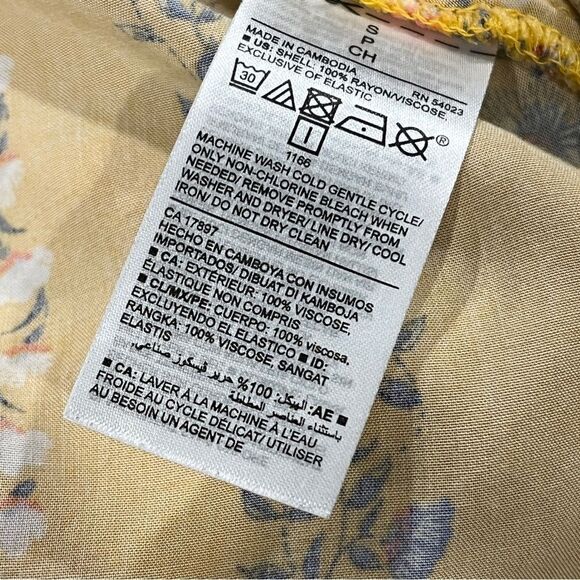 Old Navy fit and flare skater style floral mini dress with straps size S P - Picture 12 of 14